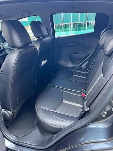 араван авто: Chevrolet Spark: 2018 г., 1 л, Автомат, Бензин, Хетчбек — 5