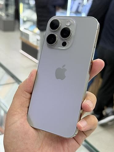 iphone 22: IPhone 16 Pro, Б/у, 128 ГБ, Серебристый, Защитное стекло, Чехол, 92 % — 2