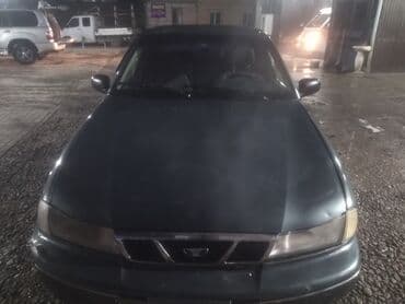 Daewoo Nexia: 2002 г., 1.5 л, Механика, Бензин, Седан