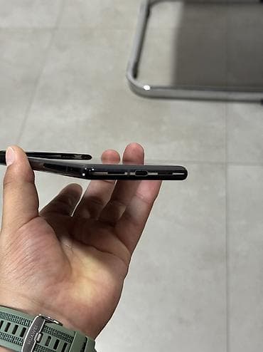 j7 pro: Google Pixel 6 Pro, Б/у, 128 ГБ, цвет - Черный, 1 SIM, eSIM — 4