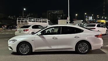 hundai: Hyundai Grandeur: 2019 г., 2.4 л, Автомат, Гибрид, Седан — 4