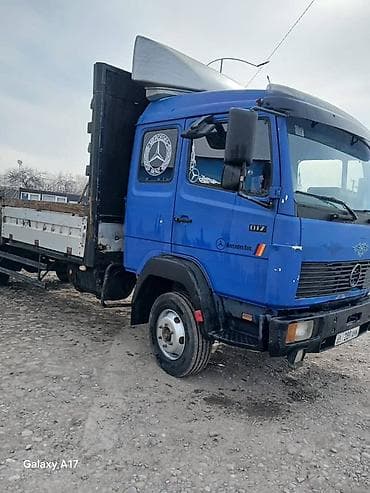 Коммерческий транспорт: Грузовик, Mercedes-Benz, Стандарт, Б/у — 6