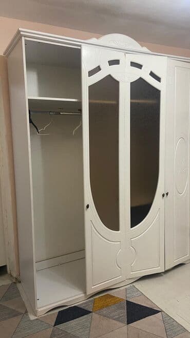 шкафты: 👉 Шкаф белый, под восстановление / на запчасти Пишите на ватсапп — 4
