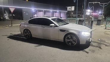 ручной каток: BMW Apple M5: 2013 г., 4.4 л, Робот, Бензин, Седан — 8
