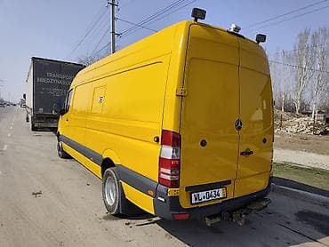 спринтерге борт: Легкий грузовик, Mercedes-Benz — 4