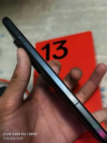 oneplus 13 глобальная версия купить: OnePlus 13, Б/у, 256 ГБ, цвет - Черный, 1 SIM, 2 SIM, eSIM — 6