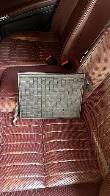 часы казино: Мужская клатч‑сумка/барсетка серого цвета - Формат: прямоугольная — 1