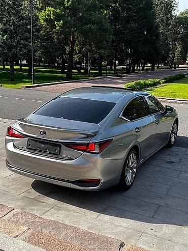 lexus es 300h 2018: Lexus ES: 2020 г., 2.5 л, Автомат, Гибрид, Седан — 3