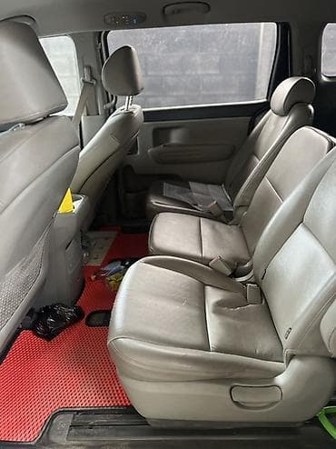 авто рага: Kia Carnival: 2017 г., 2.2 л, Автомат, Дизель, Вэн/Минивэн — 8