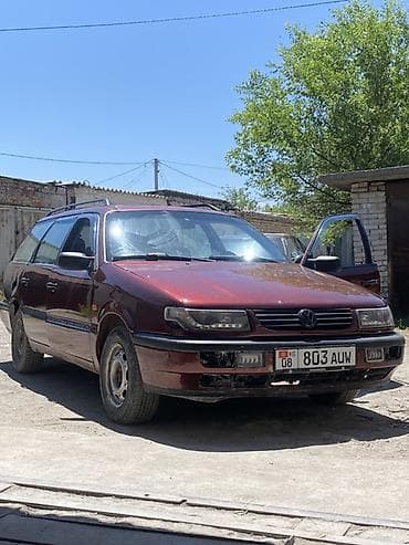 универсал багаж: Volkswagen Passat Variant: 1995 г., Универсал — 2