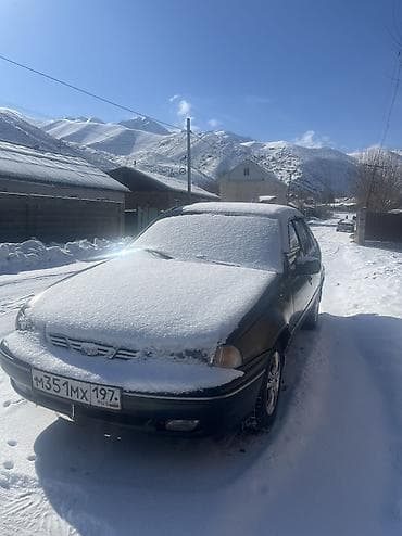 Daewoo Nexia: 2004 г., 1.5 л, Механика, Бензин, Седан