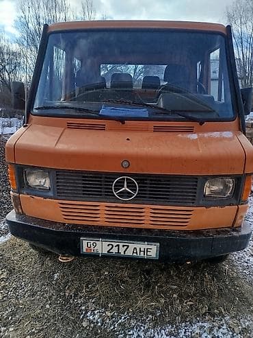 toyota mark 1: Легкий грузовик, Mercedes-Benz, Дубль, 2 т, Б/у — 1