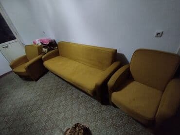 Терезелер жана комплектөөчүлөр: Продается диван — 1