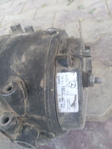 каропка на хово: Генератор Mercedes-Benz Оригинал — 1