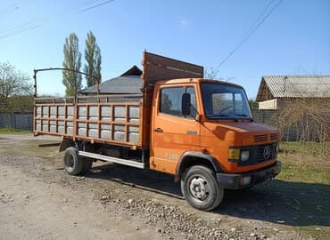 Грузовик, Mercedes-Benz, Стандарт, 7 т, Б/у at lalafo.kg Грузовик, Mercedes-Benz, Стандарт, 7 т, Б/у
