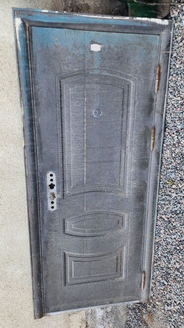 полка для обуви из металла: Дверь для хозяйственных помещений и складов, Б/у, Металлическая, Одностворчатая — 1