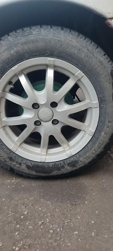 Колеса в сборе 195 / 65 / R 15, Зима, Б/у, Комплект, Легковые, Литые, отверстий - 4