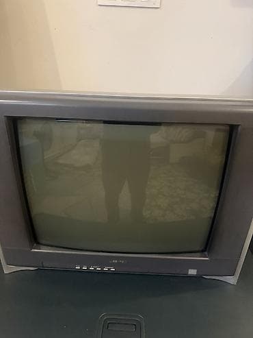 alcatel 2007d: Холодильник Indesit, Двухкамерный — 2