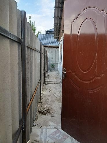70000: Срочно продаю дом 3-комн+кух+санузел Участок 2,5- сотки Район — 9
