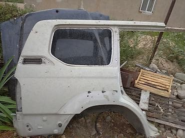 люки крыши: Кузовная деталь для внедорожника — левая боковина с частью крыши и — 1