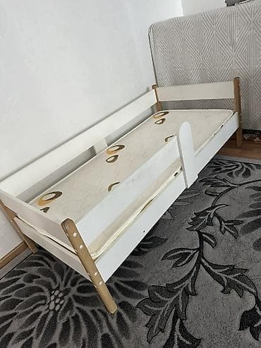 Детская кровать с бортиками - Размер спального места: ориентировочно