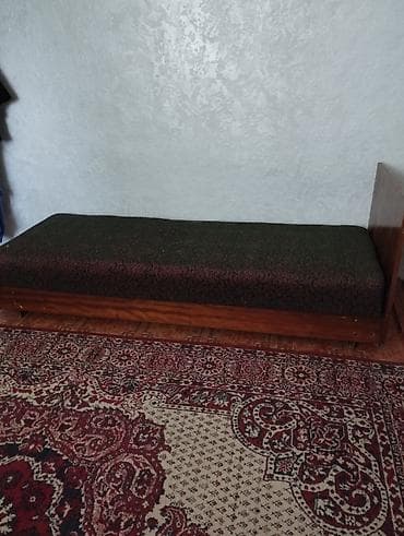 bunk bed: Односпальная кровать с деревянным каркасом. - Классическая — 2