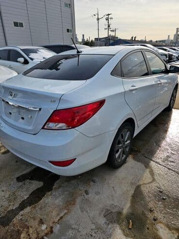 машины на кредит: Hyundai Accent: 2018 г., 1.4 л, Автомат, Бензин, Седан — 11