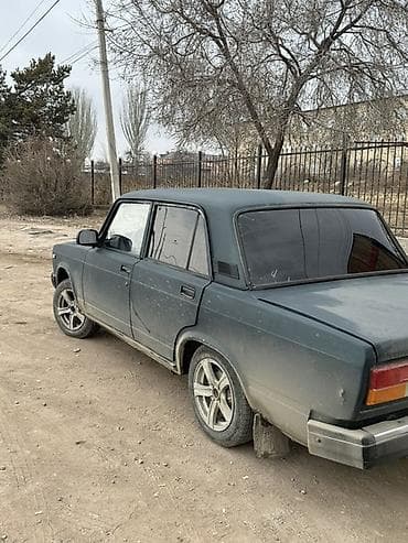 жигули 2107 2011: ВАЗ (ЛАДА) 2107: 2007 г., 1.6 л, Механика, Бензин, Седан — 4