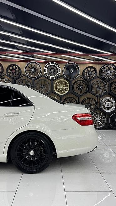 Продажа авто: Mercedes-Benz E-Class: 2009 г., 3.5 л, Автомат, Бензин, Седан — 3