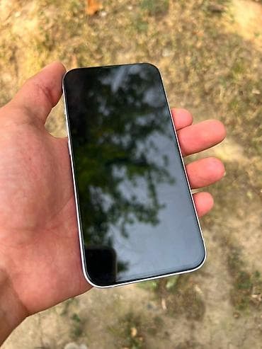 msi cyborg 15: IPhone 14 — 2