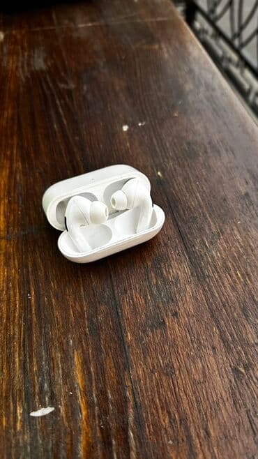 вакуумные наушники: Беспроводные наушники-вкладыши с активным шумоподавлением в компактном — 4