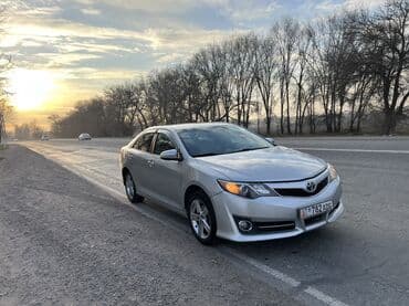 купить зимние шины на 14 бу: Toyota Camry: 2012 г., 2.5 л, Автомат, Бензиновая, Седан — 1