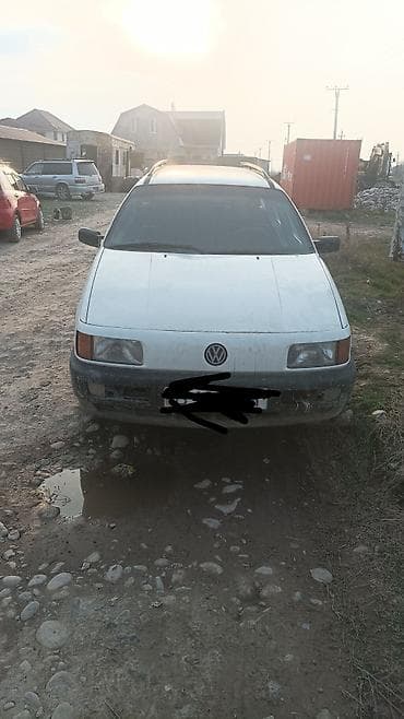 Volkswagen Passat Variant: 1991 г., Универсал