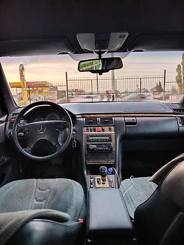 atego 818: Mercedes-Benz E-Class: 1998 г., 3.2 л, Типтроник, Бензин, Седан — 9