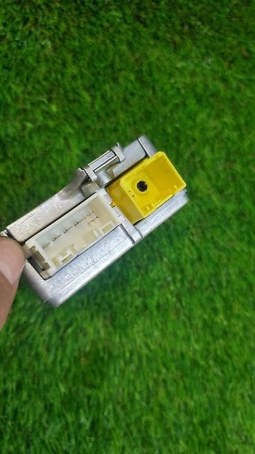 e65: Датчик AIR BAG Bmw 7-Series E65 ​ Б/у оригинал в отличном состоянии — 4