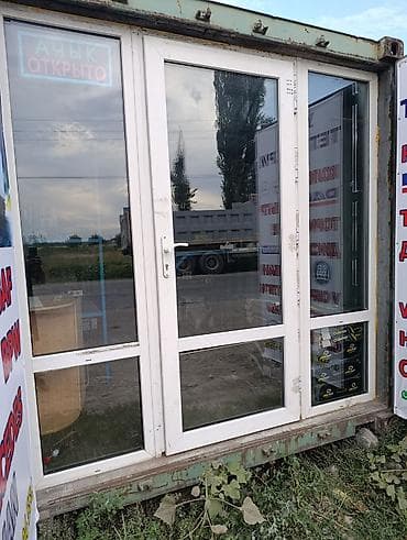 контейнео: Металлический морской контейнер с оборудованием под магазин/склад - — 3