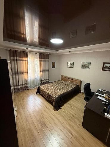 дом 3 комнаты: 250 м², 6 комнат, Парковка — 6