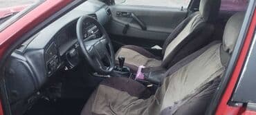 Водный транспорт: Volkswagen Passat: 1990 г., 1.8 л, Механика, Газ, Седан — 1