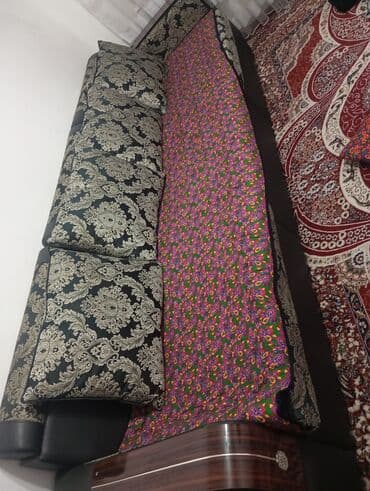 смотреть диваны: Угловой диван с раскладной зоной для сна. - Обивка: ткань с крупным — 2