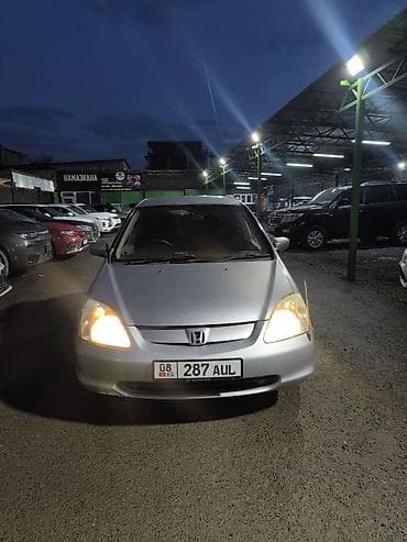 Honda Civic: 2001 г., 1.7 л, Автомат, Бензин, Хэтчбэк