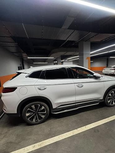 byd bot 384: BYD Song Plus: 2024 г. — 2