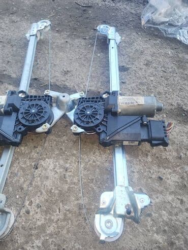 крышка багажника w210: Электр моторчосу Mercedes-Benz 2001 г., Колдонулган, Оригинал — 3