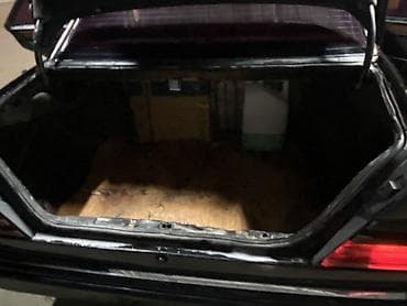 обшивка ауди: Mercedes-Benz W124: 1990 г., Механика, Бензин, Седан — 4