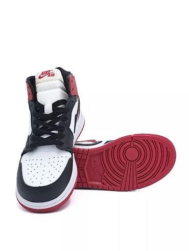 Личные вещи: Кроссовки Nike Air Jordan 1 Mid (цвет: черный/белый/красный) - Верх — 8