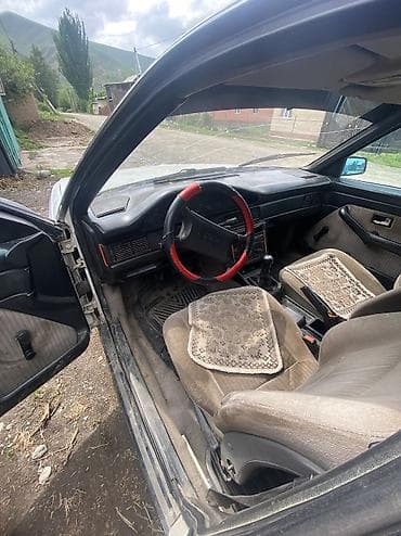 ключи б у: Audi 100: 1989 г. — 3