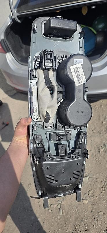 Автокосметика: Тоннельная консоль с селектором АКПП для chevrolet malibu2 — 3