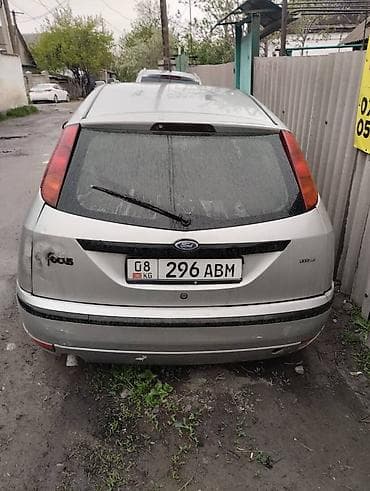 mazda 2: Ford Focus: 2002 г., 1.8 л, Ручные, Бензин, Хэтчбэк — 3