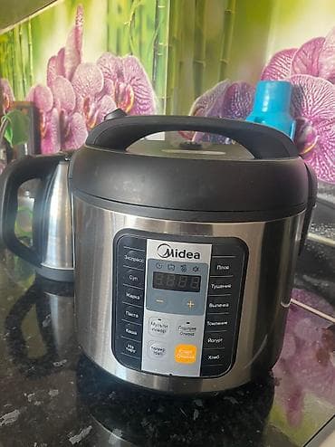 mini 2: Мультиварка Midea . Почти новая . Пользовались 2раза Без коробки — 3