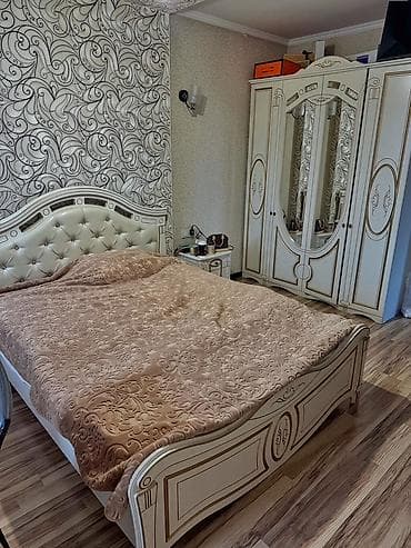 Спальный гарнитур, Б/у, Двуспальная кровать, Шкаф, Комод, Самовывоз at lalafo.kg Спальный гарнитур, Б/у, Двуспальная кровать, Шкаф, Комод, Самовывоз