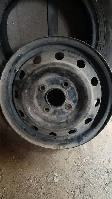 saka diska: Железные Диски R 14 Комплект, отверстий - 4, Б/у — 2